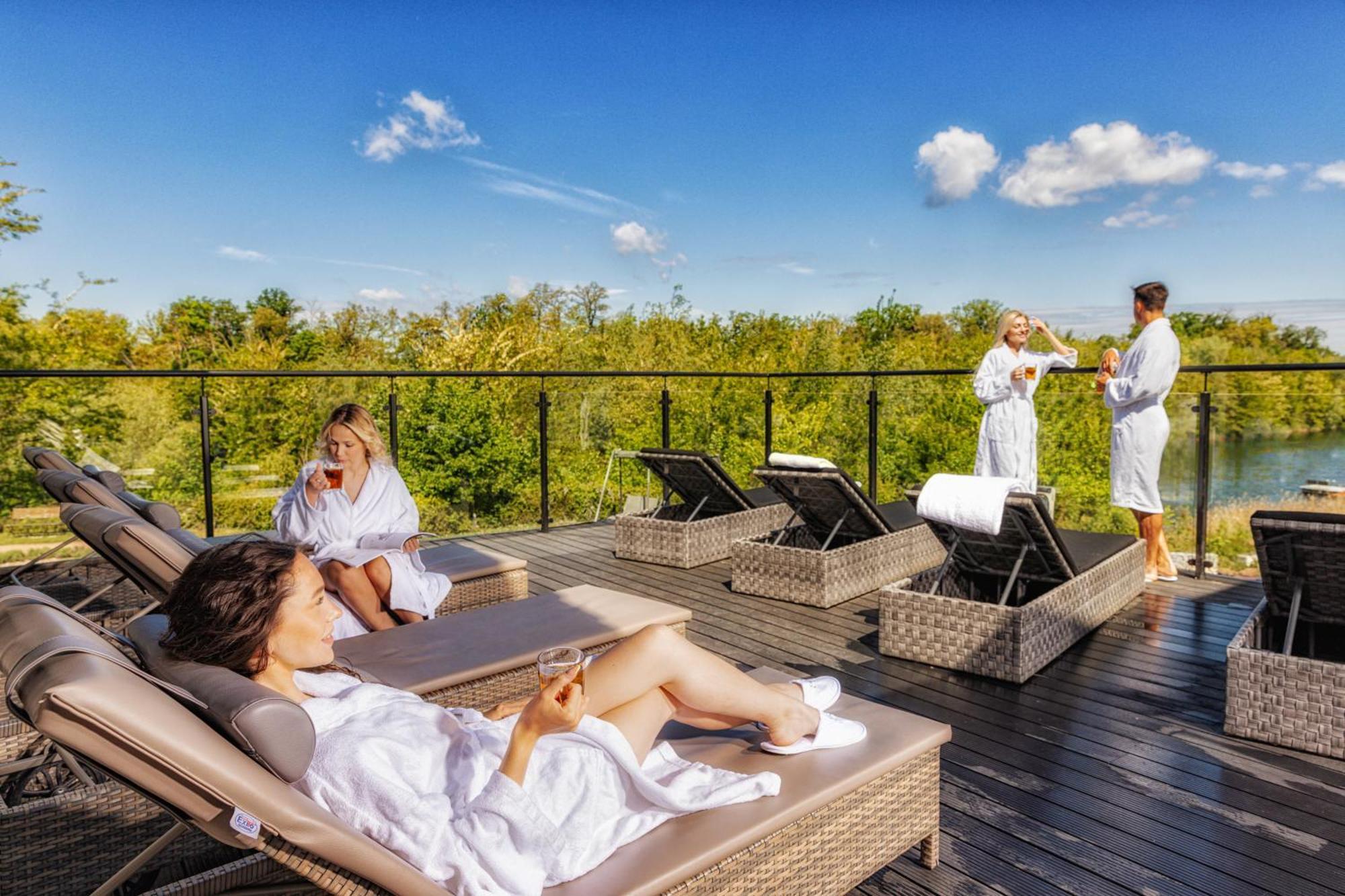 Bernstein Acamed Resort Nienburg  Exterior photo