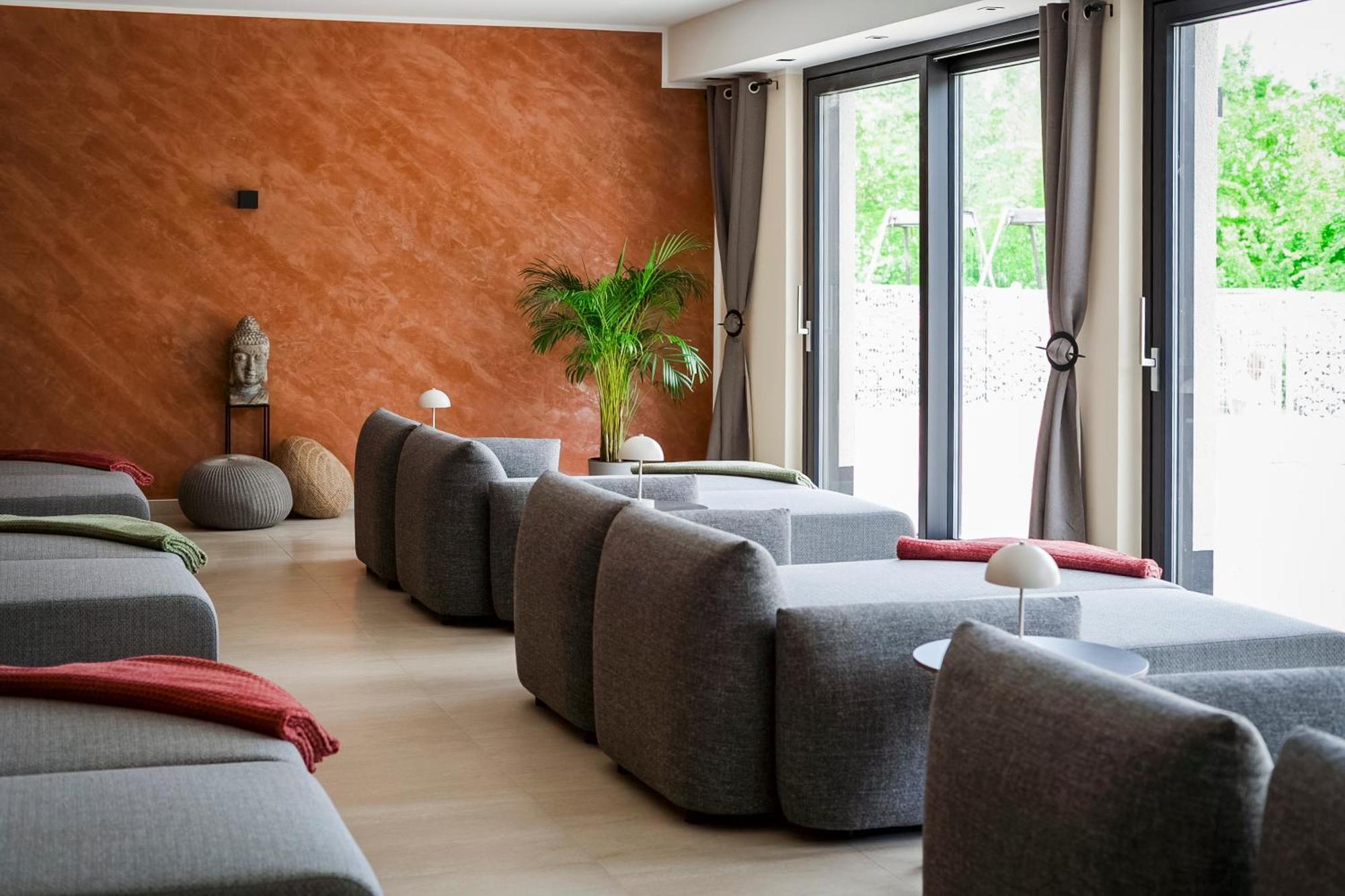 Bernstein Acamed Resort Nienburg  Exterior photo