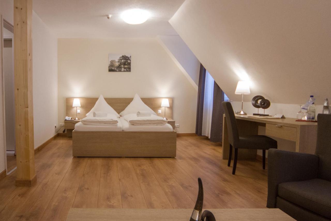 Bernstein Acamed Resort Nienburg  Exterior photo